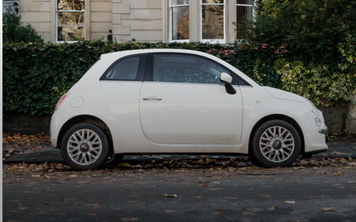 O carro da minha mulher